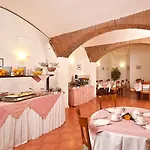 Hotel St George - Czech Leading